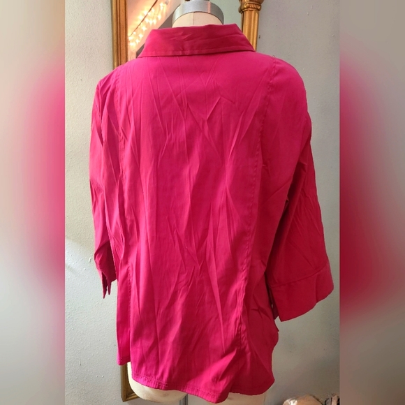 Jennifer Lauren 3X - Picture 2 of 5